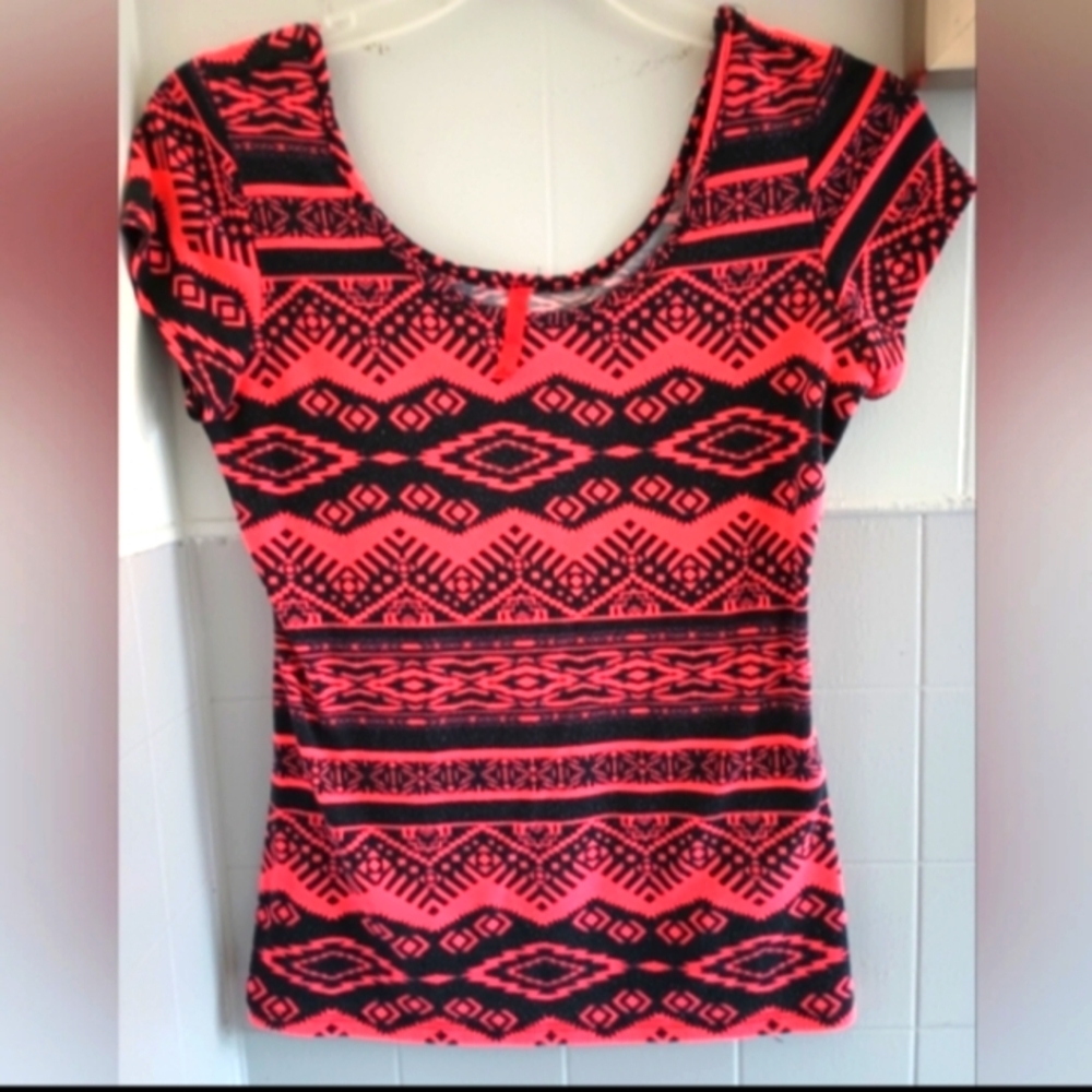 4/$20 Aztec Pattern Shirt - Picture 3 of 4